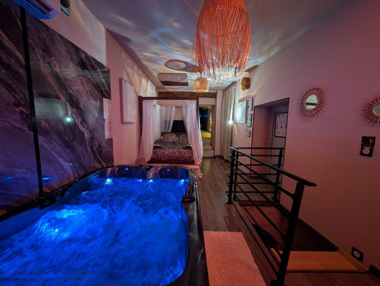 Loveroom L'Instant Précieux - Love’nSpa - weekend en amoureux, love rooms avec spa ou jacuzzi privatif