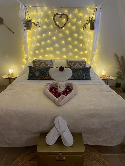 Lover's room Tropic - Love’nSpa - weekend en amoureux, love rooms avec spa ou jacuzzi privatif