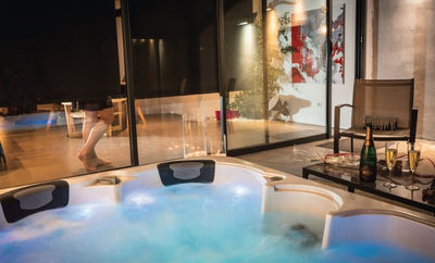 Mas de L'Etoile - Suite Star - Love’nSpa - weekend en amoureux, love rooms avec spa ou jacuzzi privatif