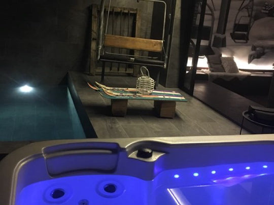 Mas de L'Etoile - Suite Stella - Love’nSpa - weekend en amoureux, love rooms avec spa ou jacuzzi privatif