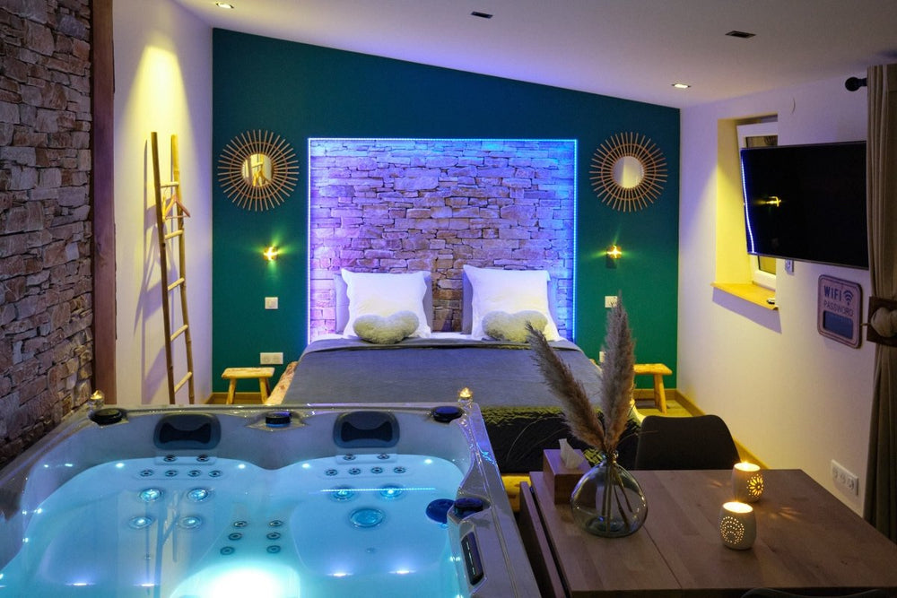 Mini toy - Love’nSpa - weekend en amoureux, love rooms avec spa ou jacuzzi privatif16 de Mini toy
