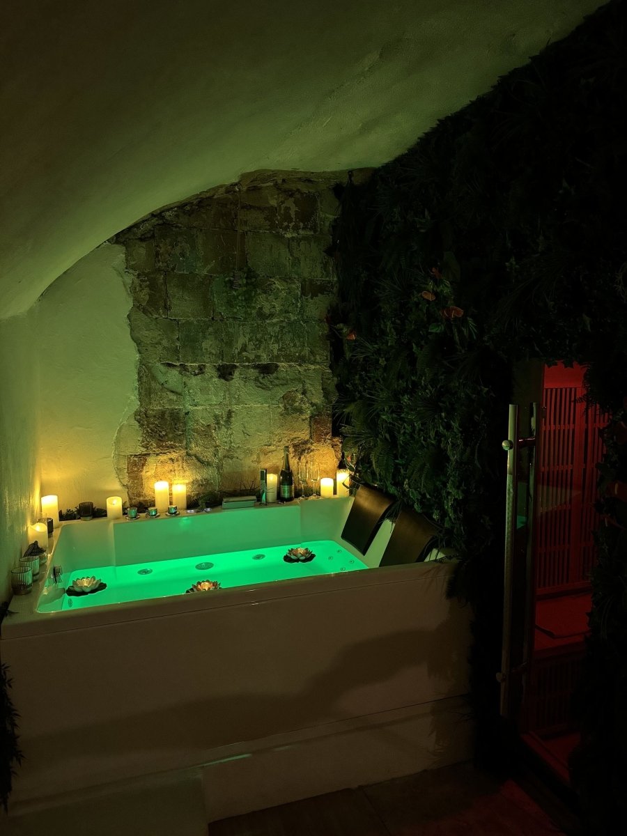 Moment Aixois - Love’nSpa - weekend en amoureux, love rooms avec spa ou jacuzzi privatif2 de Moment Aixois
