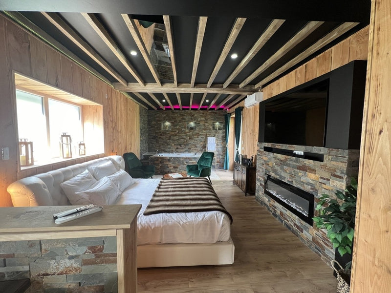 Nature & Love - La maison Nature - Love’nSpa - weekend en amoureux, love rooms avec spa ou jacuzzi privatif4 de Nature & Love - La maison Nature
