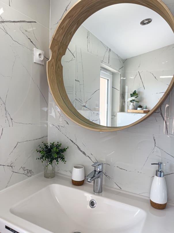 Noemma Chambre de charme - Love’nSpa - weekend en amoureux, love rooms avec spa ou jacuzzi privatif2 de Noemma Chambre de charme
