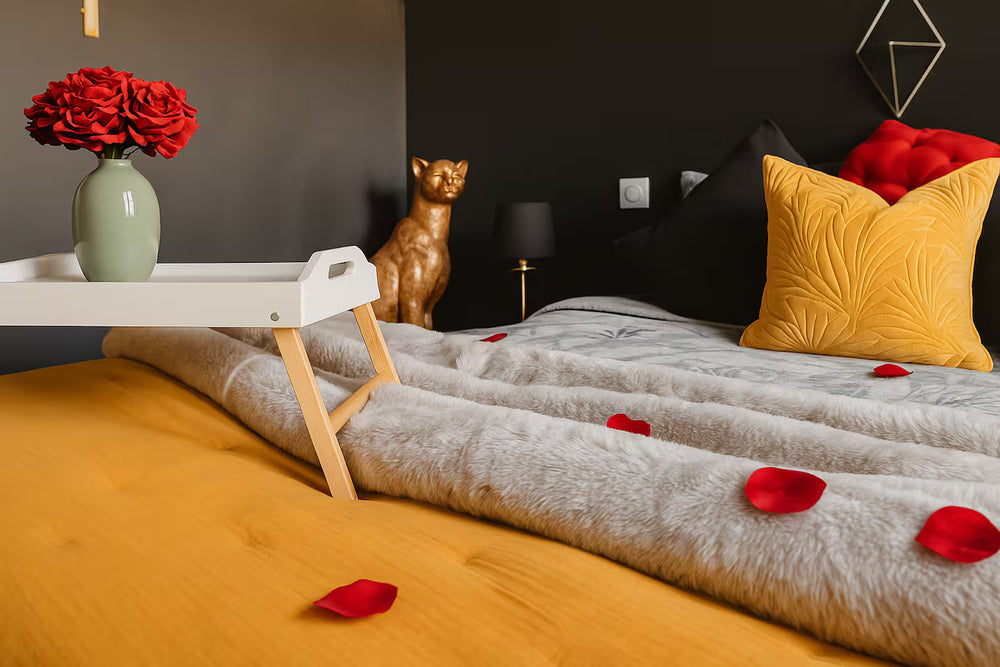 NOVELIA • Loveroom Chic avec Spa & Piscine • 15 min Toulouse - Love’nSpa - weekend en amoureux, love rooms avec spa ou jacuzzi privatif14 de NOVELIA • Loveroom Chic avec Spa & Piscine • 15 min Toulouse
