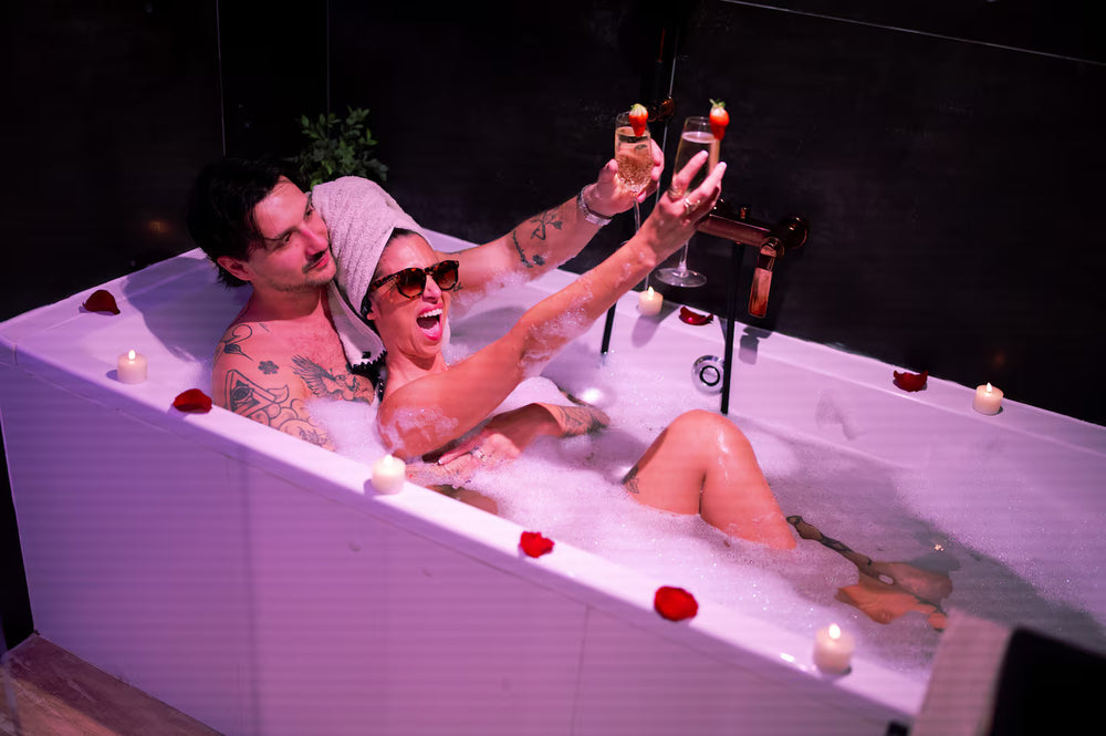 NOVELIA • Loveroom Chic avec Spa & Piscine • 15 min Toulouse - Love’nSpa - weekend en amoureux, love rooms avec spa ou jacuzzi privatif32 de NOVELIA • Loveroom Chic avec Spa & Piscine • 15 min Toulouse
