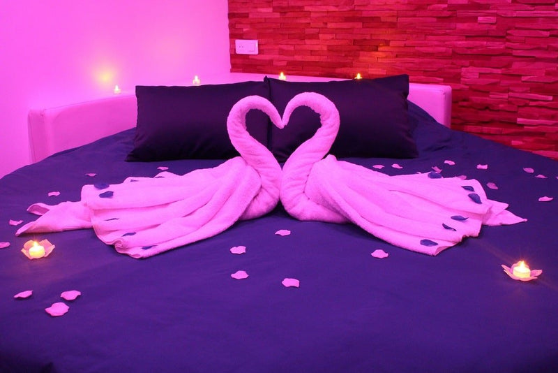 Nuit Blanche - Love’nSpa - weekend en amoureux, love rooms avec spa ou jacuzzi privatif
