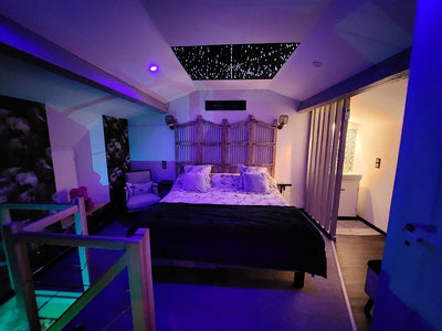 Nuit Spa Ciné - Love’nSpa - weekend en amoureux, love rooms avec spa ou jacuzzi privatif