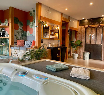 Nuit Spa Ciné - Love’nSpa - weekend en amoureux, love rooms avec spa ou jacuzzi privatif