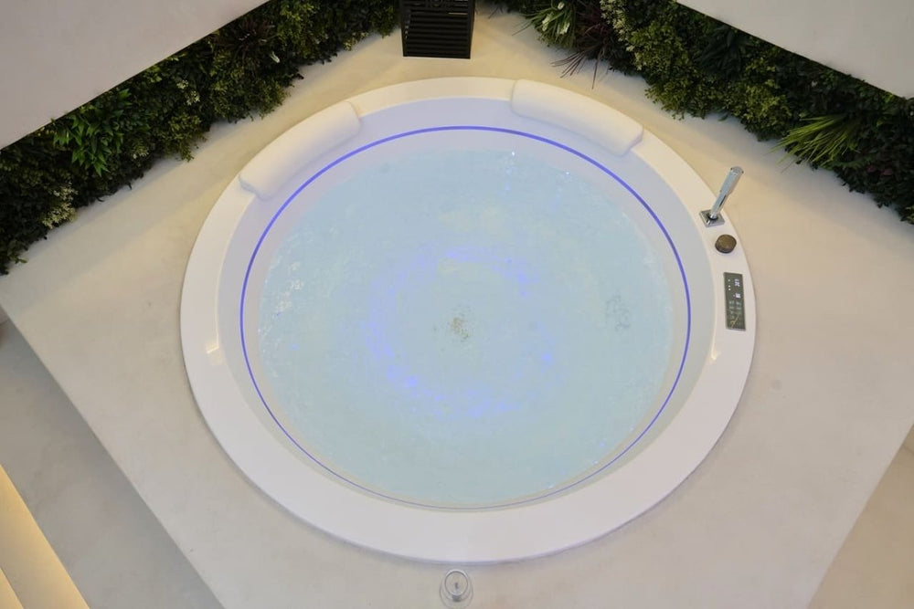 Ô Diable Des Plaisirs - La Soumise - Love’nSpa - weekend en amoureux, love rooms avec spa ou jacuzzi privatif2 de Ô Diable Des Plaisirs - La Soumise
