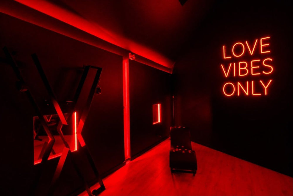 Ô Diable Des Plaisirs - Suite Privilège - Love’nSpa - weekend en amoureux, love rooms avec spa ou jacuzzi privatif3 de Ô Diable Des Plaisirs - Suite Privilège
