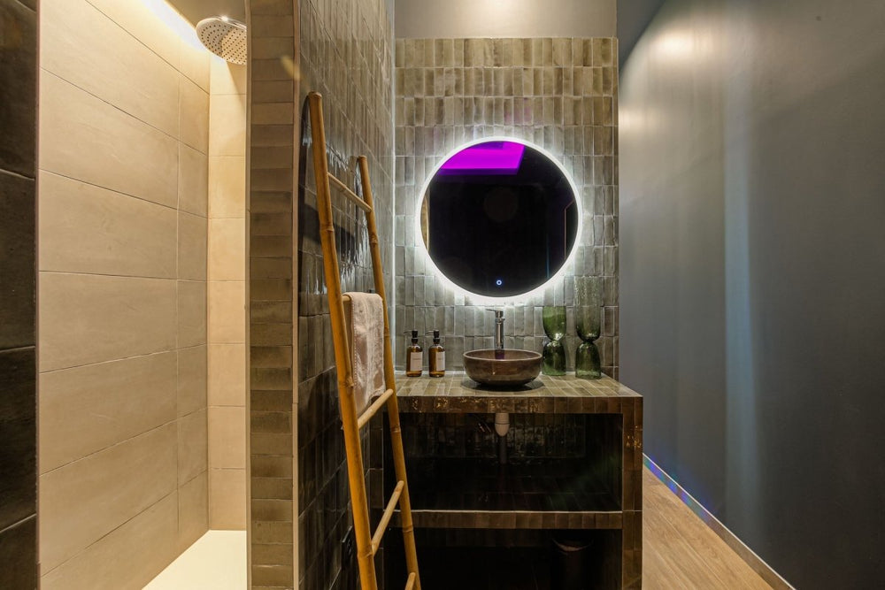 Ombreez - Balnéo - Sauna - Clim - Love’nSpa - weekend en amoureux, love rooms avec spa ou jacuzzi privatif5 de Ombreez - Balnéo - Sauna - Clim
