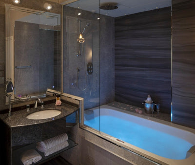 Paris j'Adore Hotel & Spa ***** - Chambre Deluxe Précieuse - Love’nSpa - weekend en amoureux, love rooms avec spa ou jacuzzi privatif