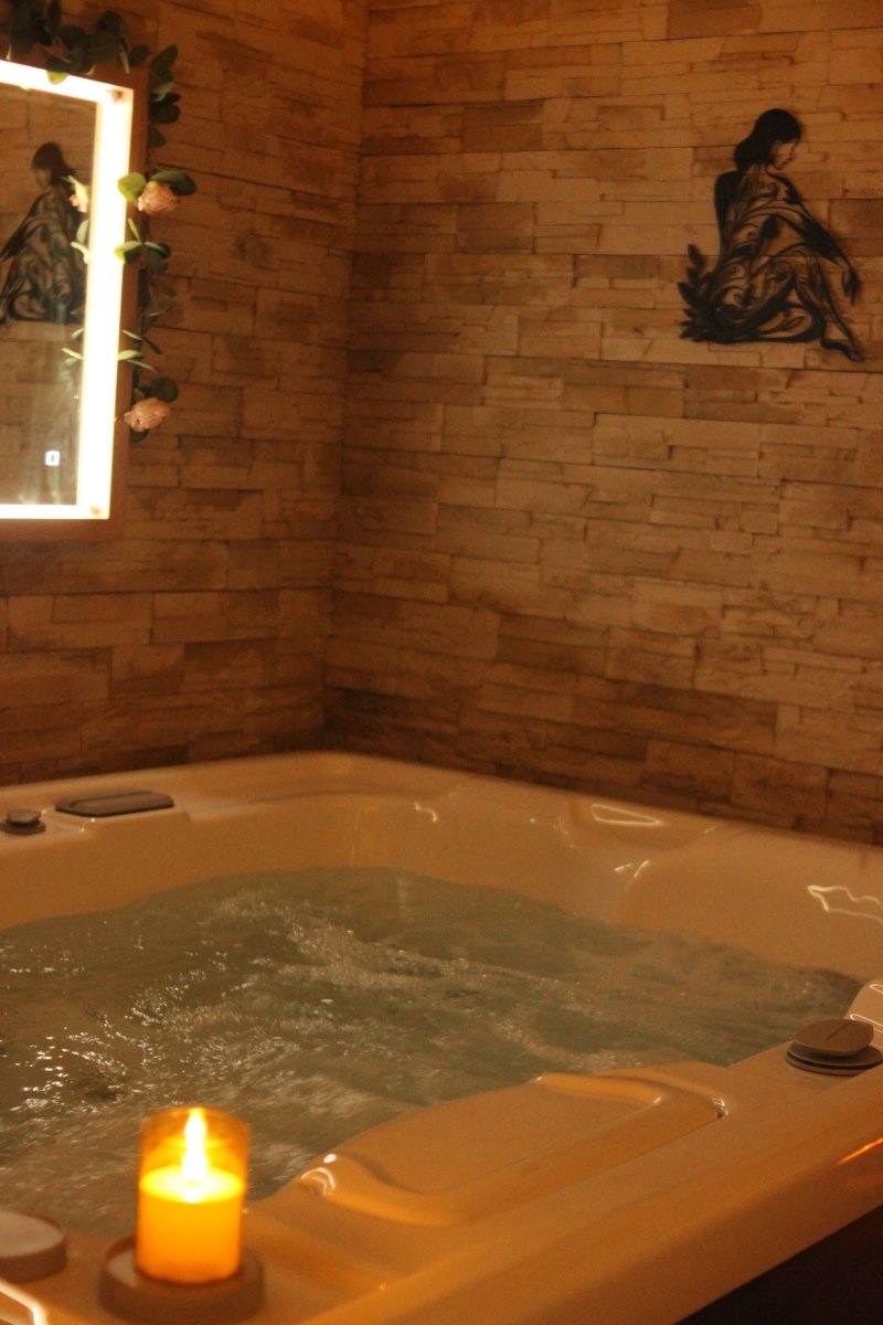 Péché Mignon - Love’nSpa - weekend en amoureux, love rooms avec spa ou jacuzzi privatif8 de Péché Mignon
