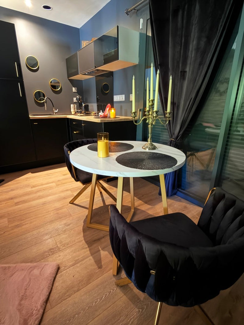 Péché Mignon - Love’nSpa - weekend en amoureux, love rooms avec spa ou jacuzzi privatif1 de Péché Mignon
