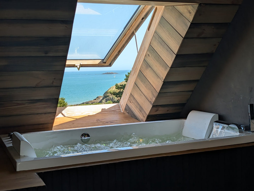 Refuge Lomy - Love’nSpa - weekend en amoureux, love rooms avec spa ou jacuzzi privatif1 de Refuge Lomy
