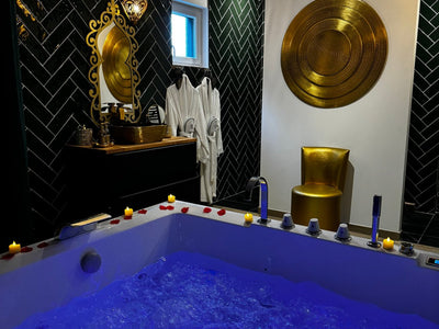 RIAD MAJORELLE - Love’nSpa - weekend en amoureux, love rooms avec spa ou jacuzzi privatif