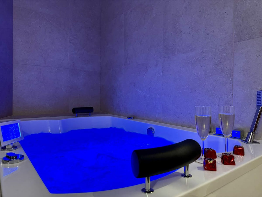 Romance & Evasion - Love’nSpa - weekend en amoureux, love rooms avec spa ou jacuzzi privatif6 de Romance & Evasion
