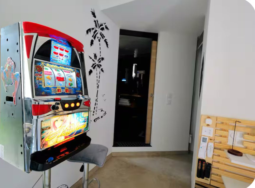 Romantic Room Alexis - Love’nSpa - weekend en amoureux, love rooms avec spa ou jacuzzi privatif14 de Romantic Room Alexis
