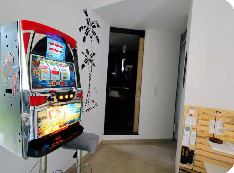 Romantic Room Alexis - Love’nSpa - weekend en amoureux, love rooms avec spa ou jacuzzi privatif