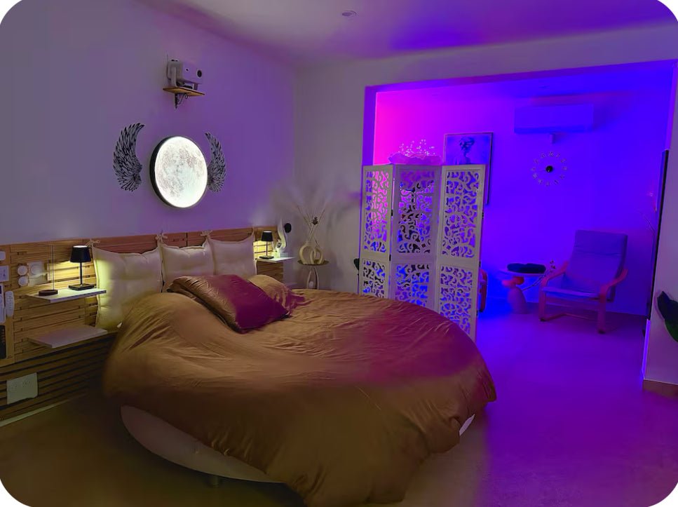 Romantic Room Alexis - Love’nSpa - weekend en amoureux, love rooms avec spa ou jacuzzi privatif8 de Romantic Room Alexis
