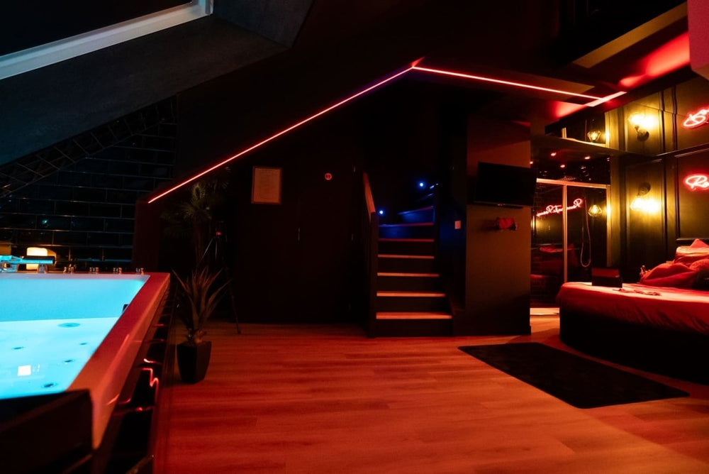 Romantic Rooms Granville - Love’nSpa - weekend en amoureux, love rooms avec spa ou jacuzzi privatif1 de Romantic Rooms Granville
