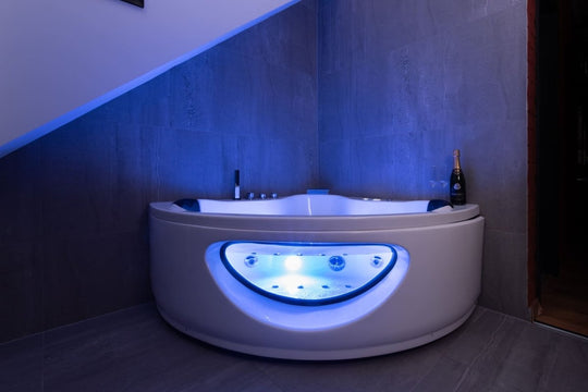Roomeo Nights - Love’nSpa - weekend en amoureux, love rooms avec spa ou jacuzzi privatif