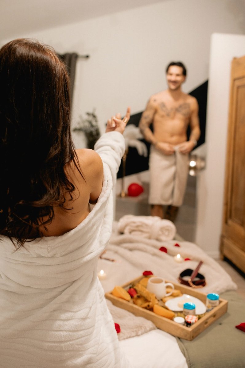 Secret Désir - Haut de gamme - Spa - Espace coquin - Love’nSpa - weekend en amoureux, love rooms avec spa ou jacuzzi privatif25 de Secret Désir - Haut de gamme - Spa - Espace coquin
