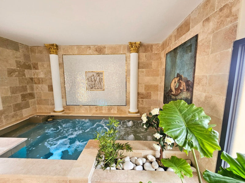 SECRET HOUSE La Villa Rom'Antiqua - Love’nSpa - weekend en amoureux, love rooms avec spa ou jacuzzi privatif4 de SECRET HOUSE La Villa Rom'Antiqua
