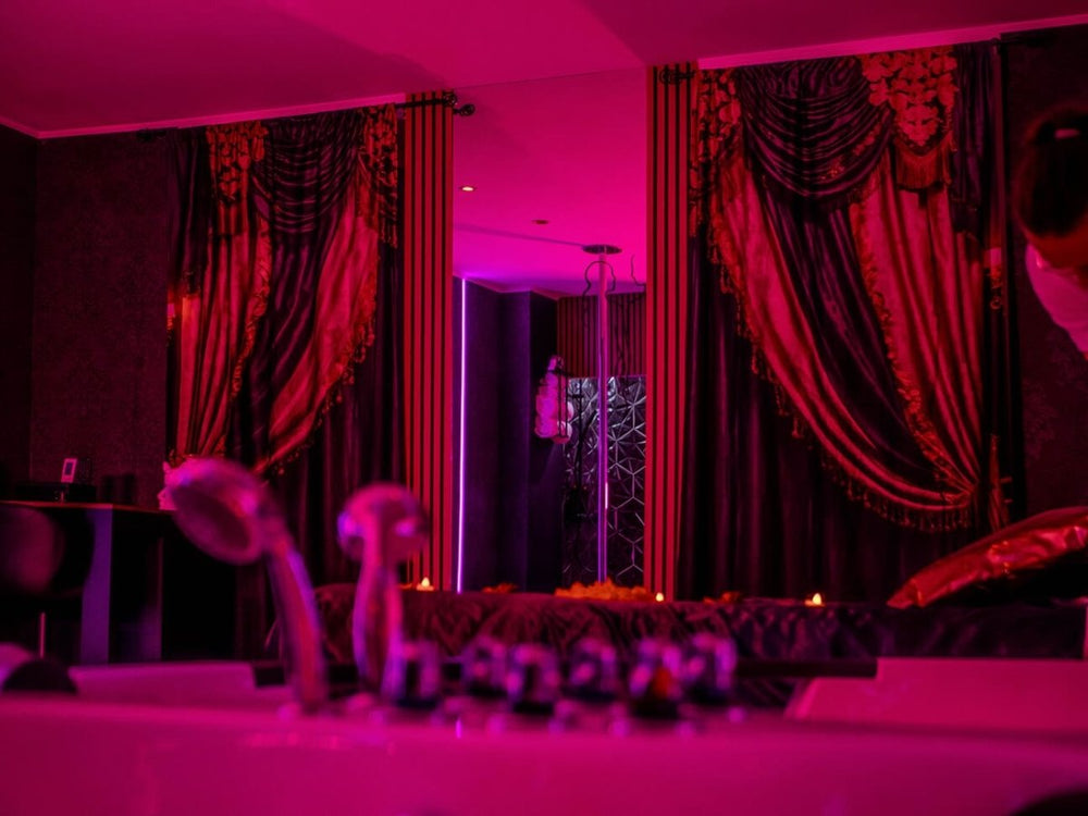 Shiny Cloud - Love’nSpa - weekend en amoureux, love rooms avec spa ou jacuzzi privatif4 de Shiny Cloud
