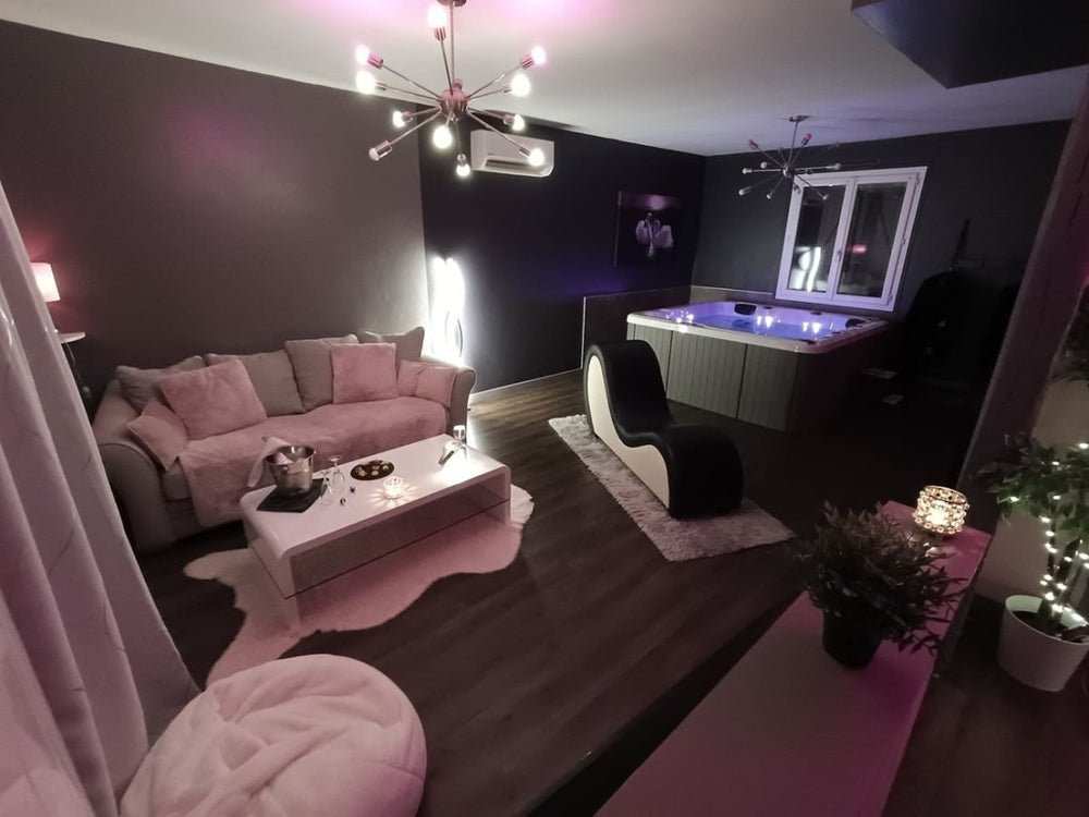 So Secret - Love’nSpa - weekend en amoureux, love rooms avec spa ou jacuzzi privatif6 de So Secret
