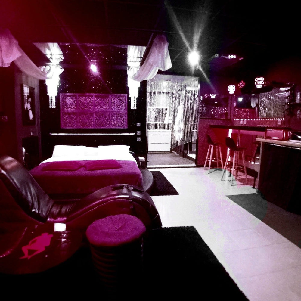 Sparadis - Love’nSpa - weekend en amoureux, love rooms avec spa ou jacuzzi privatif5 de Sparadis
