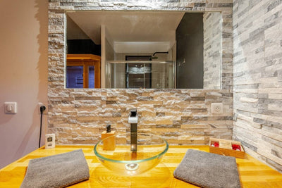 Suit'Dream - Suite Bleue - Love’nSpa - weekend en amoureux, love rooms avec spa ou jacuzzi privatif