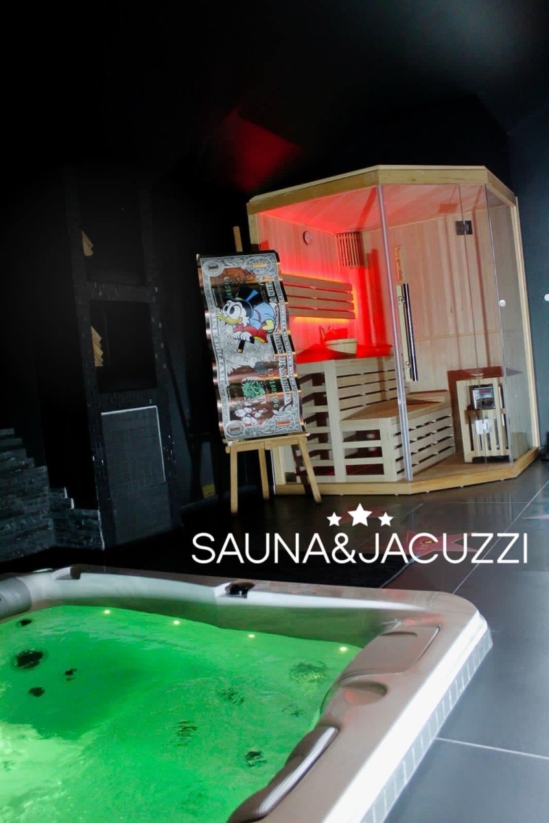 Suite 47 SPA - Ciné - Love’nSpa - weekend en amoureux, love rooms avec spa ou jacuzzi privatif