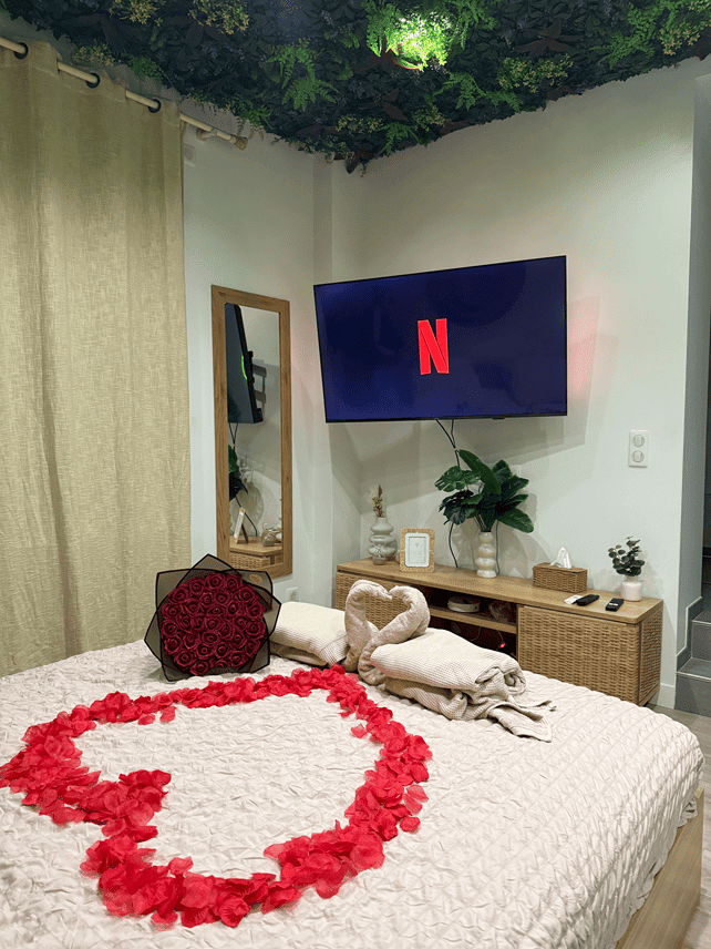 Suite Bali Love - Love’nSpa - weekend en amoureux, love rooms avec spa ou jacuzzi privatif3 de Suite Bali Love
