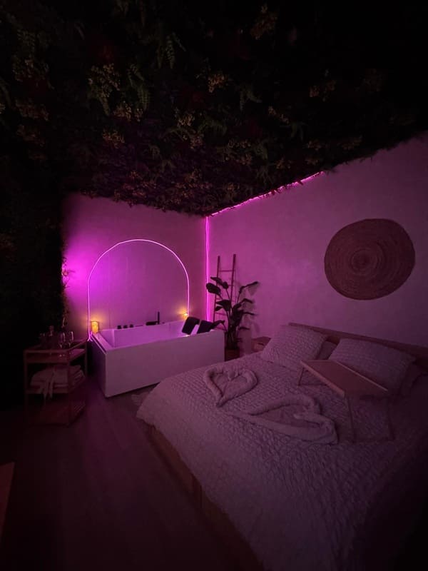 Suite Bali Love - Love’nSpa - weekend en amoureux, love rooms avec spa ou jacuzzi privatif4 de Suite Bali Love
