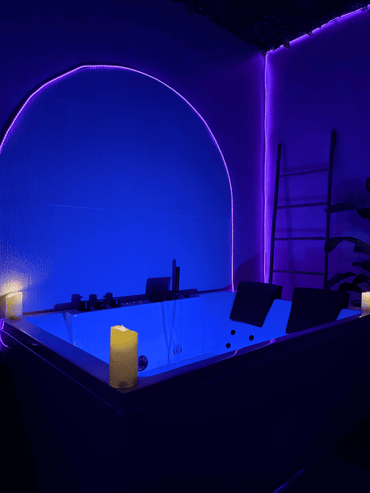 Suite Bali Love - Love’nSpa - weekend en amoureux, love rooms avec spa ou jacuzzi privatif