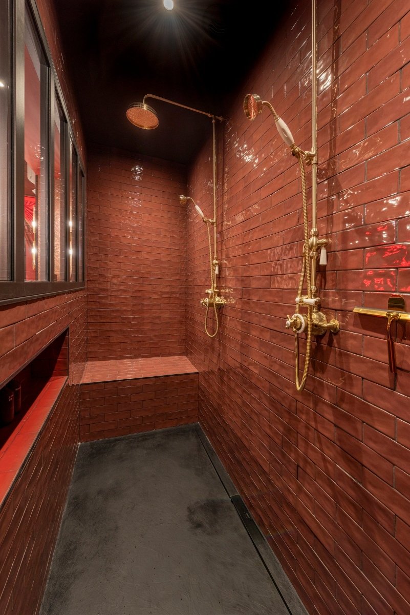 Suite Cabaret - Love’nSpa - weekend en amoureux, love rooms avec spa ou jacuzzi privatif5 de Suite Cabaret
