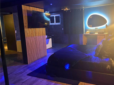 Suite Casanova - Doux Bleu Jeux - Love’nSpa - weekend en amoureux, love rooms avec spa ou jacuzzi privatif