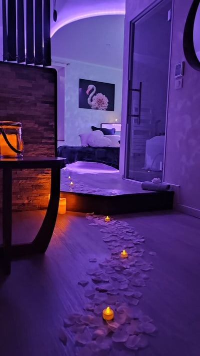 Suite Hors du Temps - Love’nSpa - weekend en amoureux, love rooms avec spa ou jacuzzi privatif