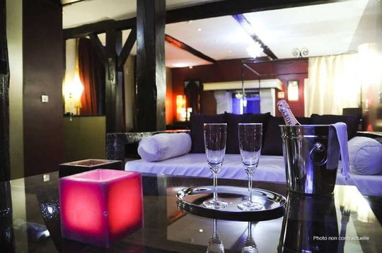 Suite Sultane by Le Clos des Thermes - Love’nSpa - weekend en amoureux, love rooms avec spa ou jacuzzi privatif