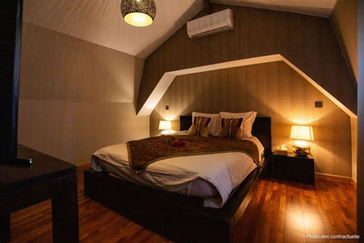 Suite Zanzibar by Le Clos des Thermes - Love’nSpa - weekend en amoureux, love rooms avec spa ou jacuzzi privatif