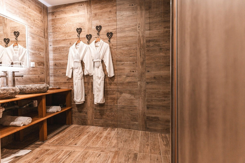 TOY - Love’nSpa - weekend en amoureux, love rooms avec spa ou jacuzzi privatif2 de TOY
