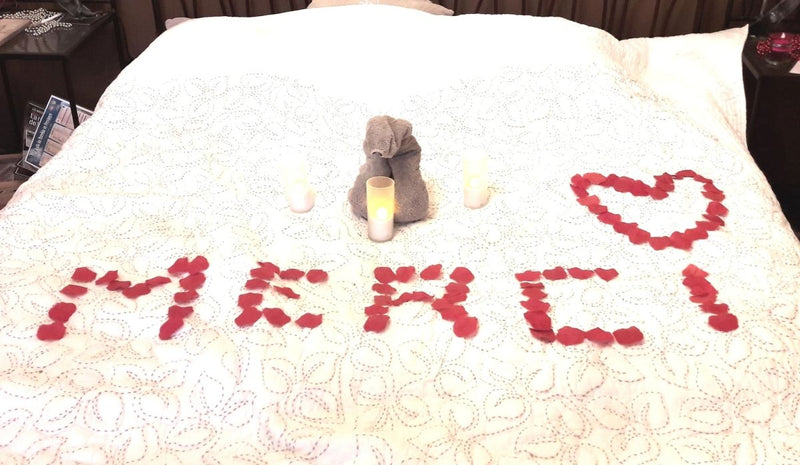 Une Parenthèse pour Deux - Chambre Tentation Dorée - Love’nSpa - weekend en amoureux, love rooms avec spa ou jacuzzi privatif