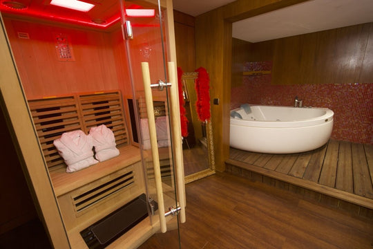 VIP Paris Yacht hôtel - Suite Amour - Love’nSpa - weekend en amoureux, love rooms avec spa ou jacuzzi privatif