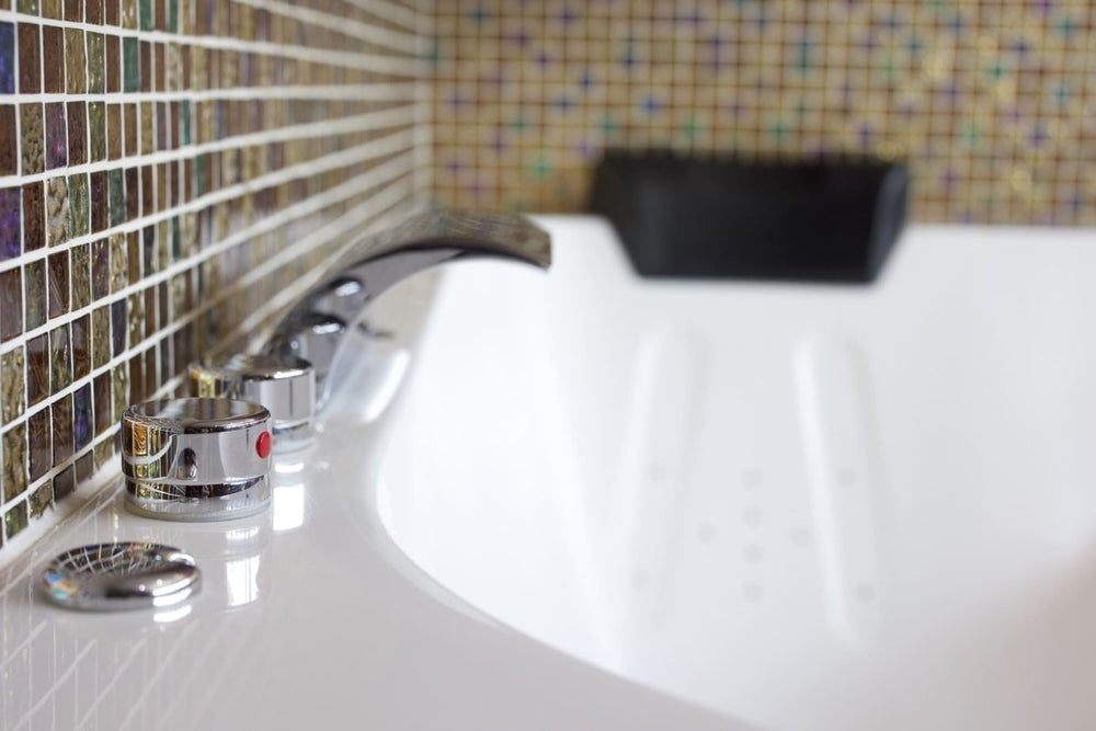 VIP Paris Yacht hôtel - Suite Orient - Love’nSpa - weekend en amoureux, love rooms avec spa ou jacuzzi privatif3 de VIP Paris Yacht hôtel - Suite Orient
