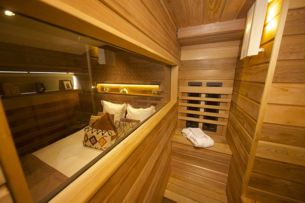 VIP Paris Yacht hôtel - Suite Orient - Love’nSpa - weekend en amoureux, love rooms avec spa ou jacuzzi privatif12 de VIP Paris Yacht hôtel - Suite Orient
