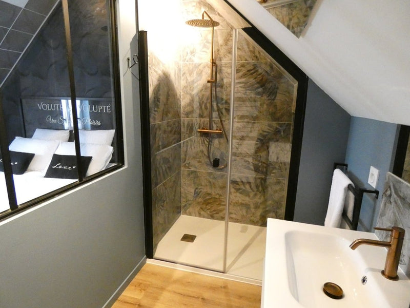 Volute & Volupté - Love’nSpa - weekend en amoureux, love rooms avec spa ou jacuzzi privatif3 de Volute & Volupté
