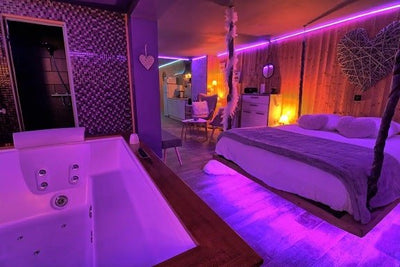 Aux 67 Nuances - Love & Spa - Love’nSpa - weekend en amoureux, love rooms avec spa ou jacuzzi privatif