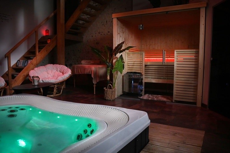 Ba'Cam SPA - Love’nSpa - weekend en amoureux, love rooms avec spa ou jacuzzi privatif1 de BA'CAM SPA
